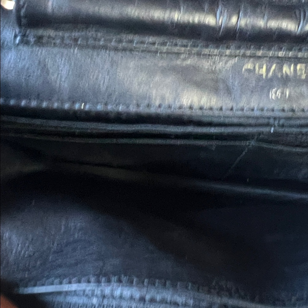 ๐ WOC caviar CC Chanel Black Leather RARE - Picture 9 of 16